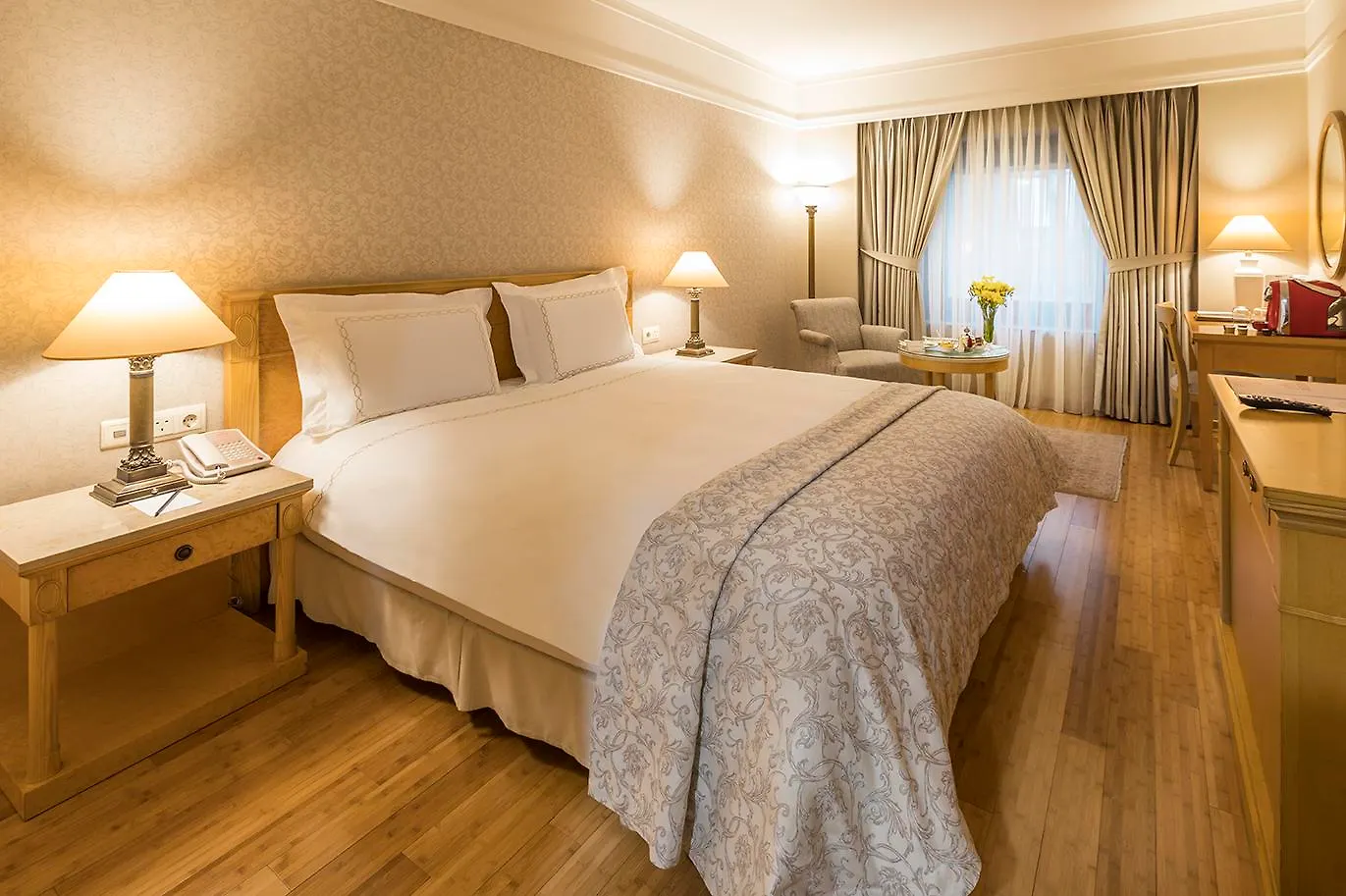 Zorlu Grand Hotel טראבזון