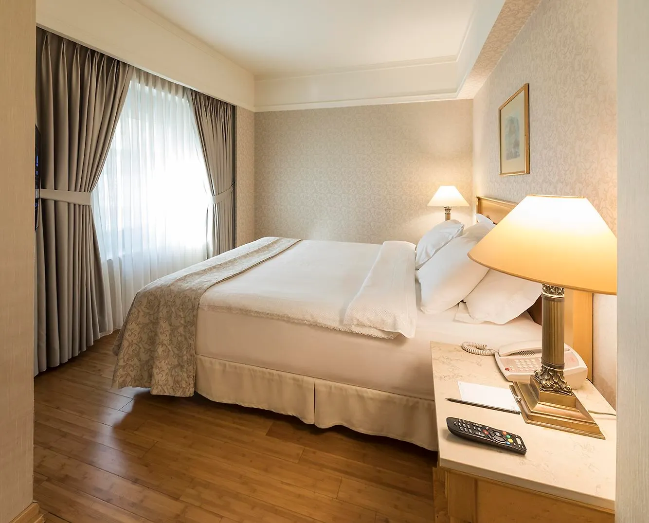 Zorlu Grand Hotel טראבזון