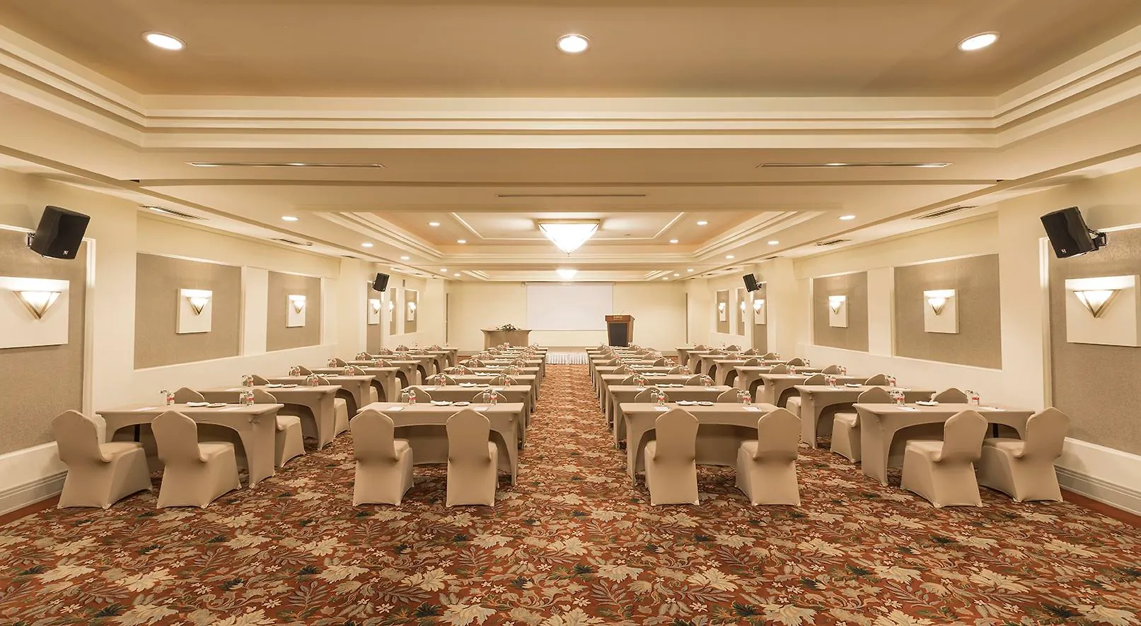 Zorlu Grand Hotel טראבזון
